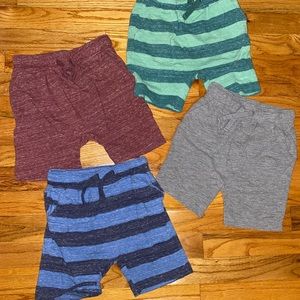 Lot of 4 Old Navy Boys shorts 5t